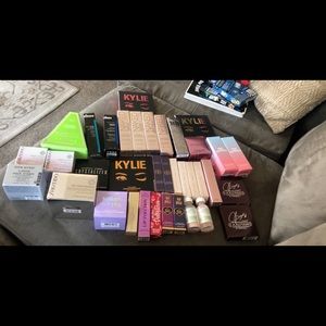 Brand new authentic makeup